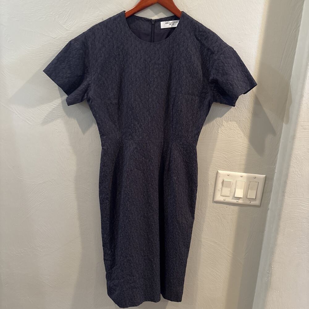 MM. Lafleur Gayle in Orbit Blue Vine Jacquard Sheath Dress Size 4 Quiet Luxury